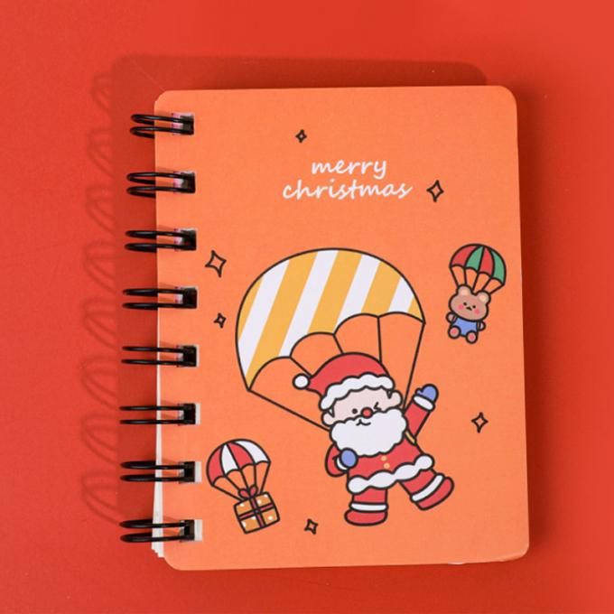 Journal intime personnel en gros pour écrire des notes dedans et inscrire le petit bloc-notes de carnet de journal de livre à couverture dure