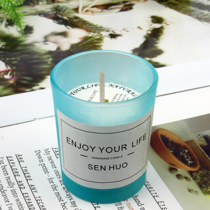 Bougie parfumée de détente fortement parfumée durable d'hommes en verre durable sans fumée qui respecte l'environnement en gros