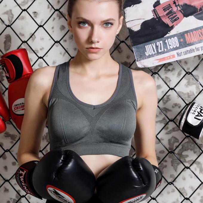Soutiens-gorge en gros de sports pour le soutien-gorge capitonné sans fil de sports de confort de soutien-gorge de forme physique de gymnase de yoga de séance d'entraînement de femmes