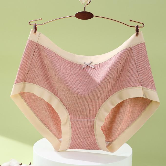 Le coton moyen de Traceless de la taille de la fille en gros respirable plus des sous-vêtements de taille 3 couches coulent les culottes des femmes de preuve