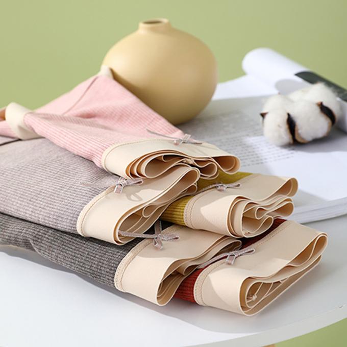 Le coton moyen de Traceless de la taille de la fille en gros respirable plus des sous-vêtements de taille 3 couches coulent les culottes des femmes de preuve