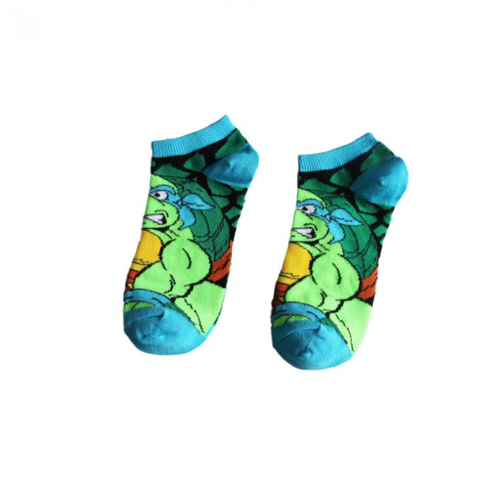 Les nouvelles chaussettes des hommes et des femmes de série de bande dessinée d'été en gros avec les chaussettes invisibles de camouflage