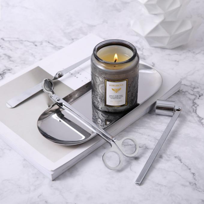 Saling chaud a adapté des bougies aux besoins du client a flairé le bois Amber Glass Jar Candles Scented de cire que la marque de distributeur de cire de soja a flairé le luxe de bougies