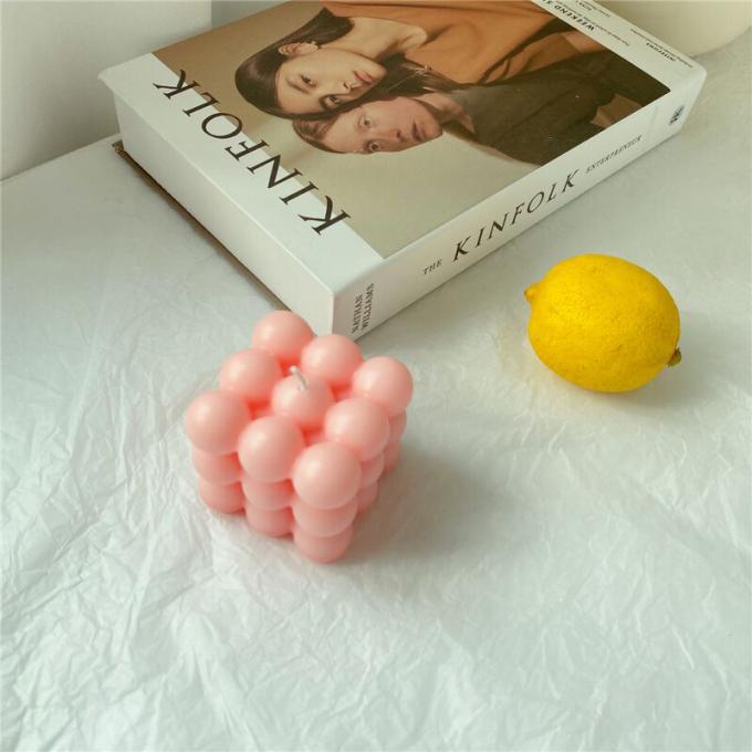 Bougies adaptées aux besoins du client en gros flairées pour cirer la coutume métallisée de marque de distributeur d'Amber Glass Jar Bulk Candles