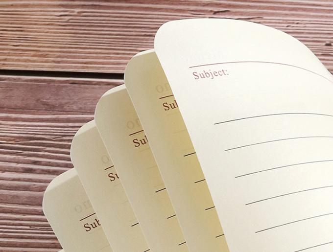 Carnet pointillé réutilisable quotidien de journal de bracelet en cuir de bloc-notes de carnet mou des affaires A5