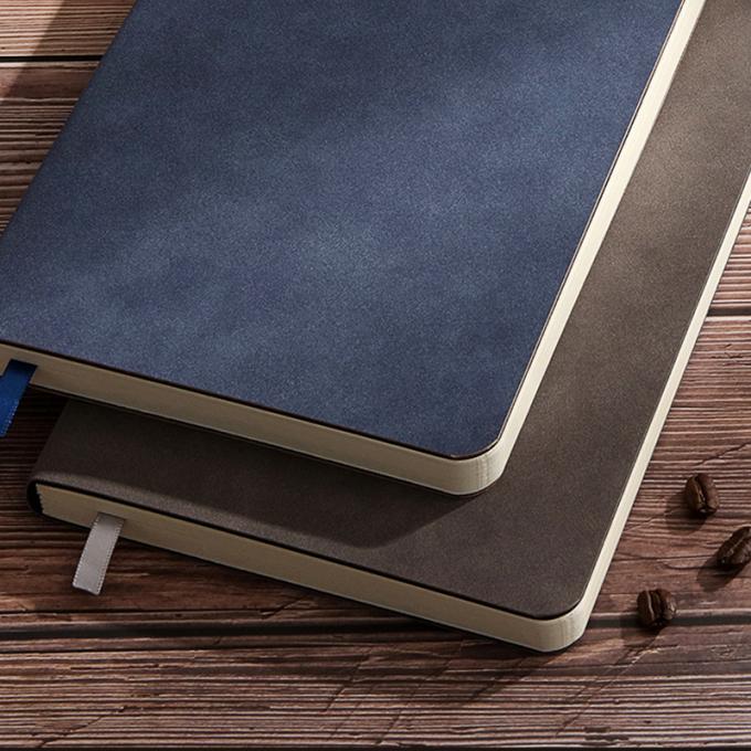 Carnet pointillé réutilisable quotidien de journal de bracelet en cuir de bloc-notes de carnet mou des affaires A5