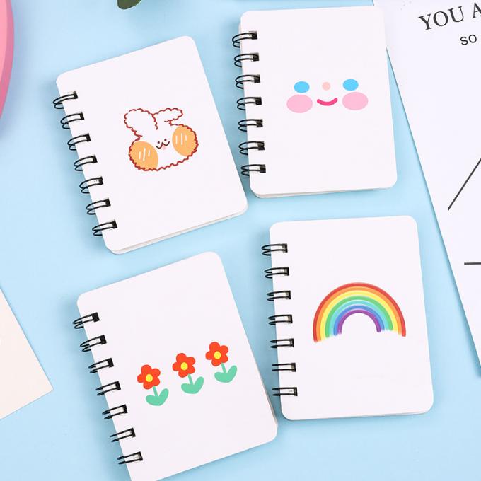 Mini Cartoon Spiral Wirebound Notebook créatif en gros parfait pour les carnets de notes à spirale de journal intime personnalisables