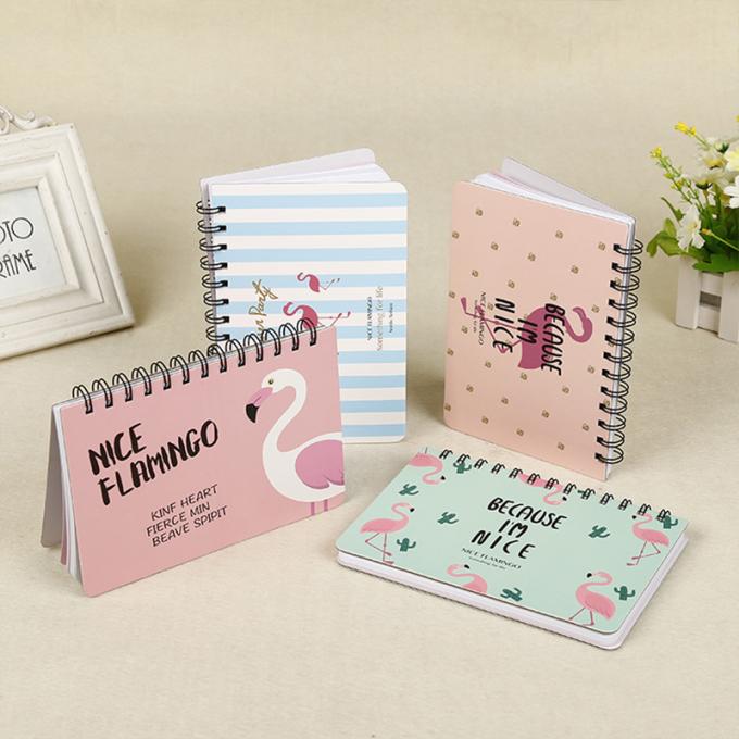 La spirale de programme de Mini Notebook Lovely Stationery Portable de bloc-notes de bobine de bande dessinée inscrit le carnet