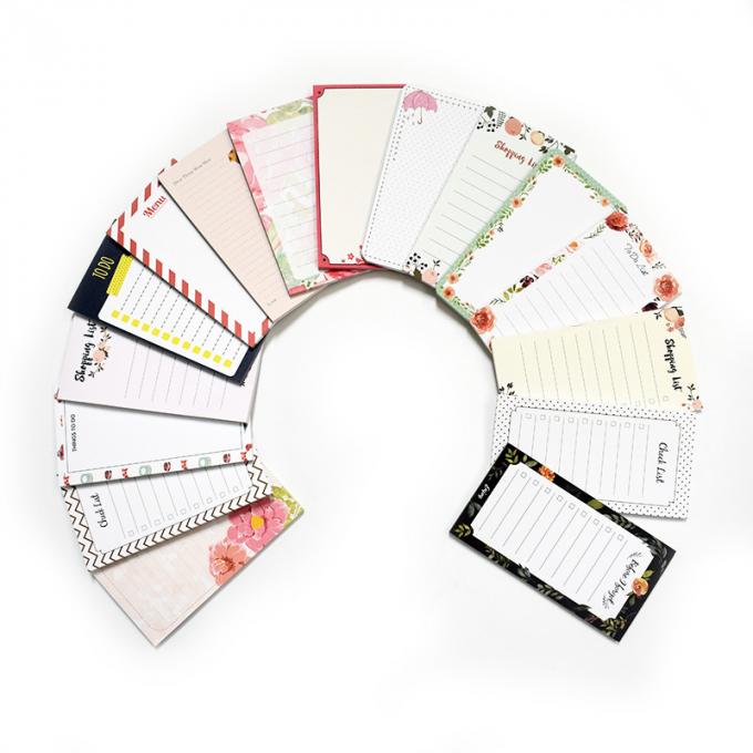 Blocs-notes magnétiques faits sur commande en gros de conception florale pour faire la liste pour les notes collantes d'aimant de réfrigérateur de liste d'épicerie