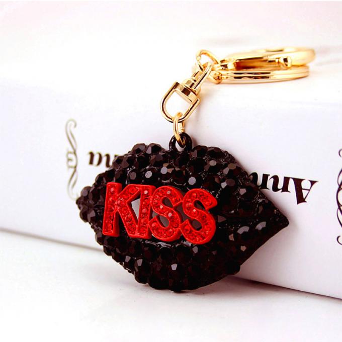 Les dames Diamant-cloutées créatives parfument le métal femelle Crystal Keychain de fausse pierre d'accessoires de sac de chaîne principale de bouteille