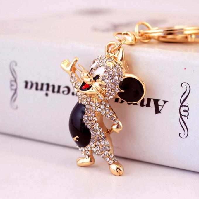Année du pendant mignon en métal de Diamond Mouse Car Keychain Animal de cadeau de rat en gros parmi nous chaîne principale de fausse pierre