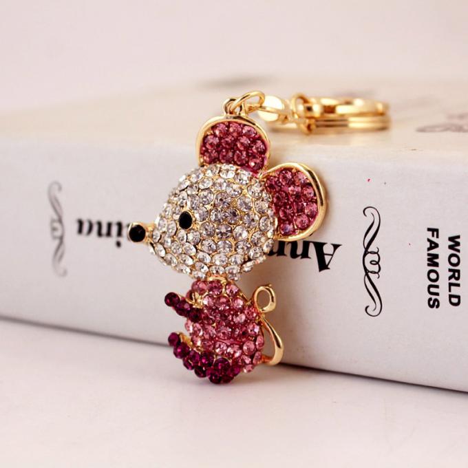 Année du pendant mignon en métal de Diamond Mouse Car Keychain Animal de cadeau de rat en gros parmi nous chaîne principale de fausse pierre