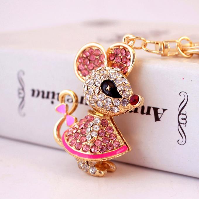 Année du pendant mignon en métal de Diamond Mouse Car Keychain Animal de cadeau de rat en gros parmi nous chaîne principale de fausse pierre