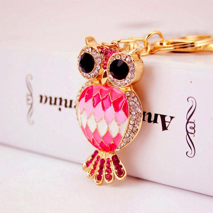 Chaîne principale mignonne animale de voiture en métal de voiture de bracelet de Diamond Owl Car Female Bag Accessories de chaîne principale de concepteurs