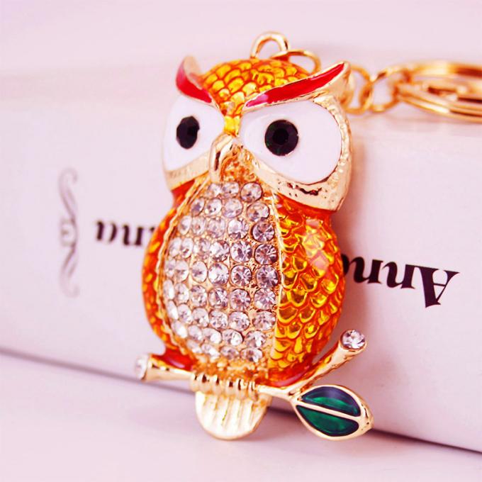 Chaîne principale mignonne animale de voiture en métal de voiture de bracelet de Diamond Owl Car Female Bag Accessories de chaîne principale de concepteurs