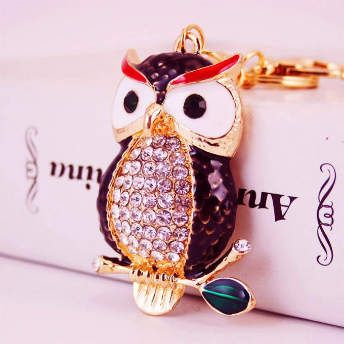Chaîne principale mignonne animale de voiture en métal de voiture de bracelet de Diamond Owl Car Female Bag Accessories de chaîne principale de concepteurs