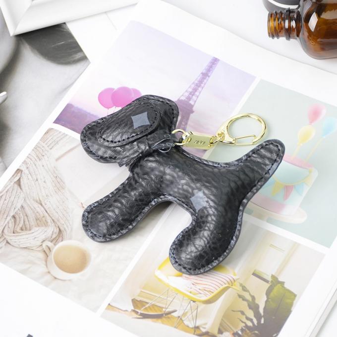 Le sac pendant en cuir en gros de chaîne principale de chien d'ours ornemente des accessoires Diamond Bear Keychain Keychains pour des femmes